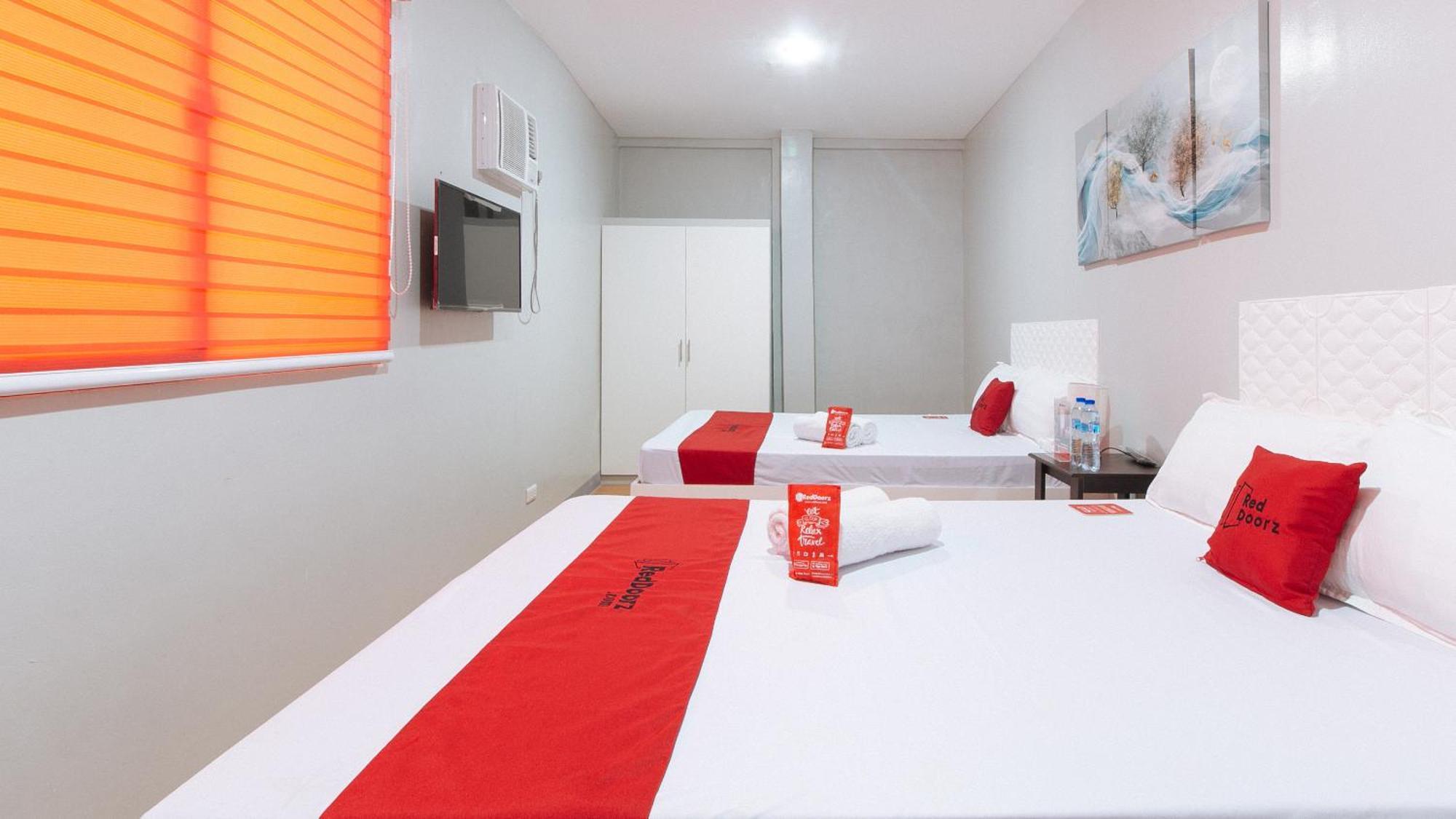 Reddoorz Near Christ The King Medical Center Ξενοδοχείο Las Piñas Εξωτερικό φωτογραφία