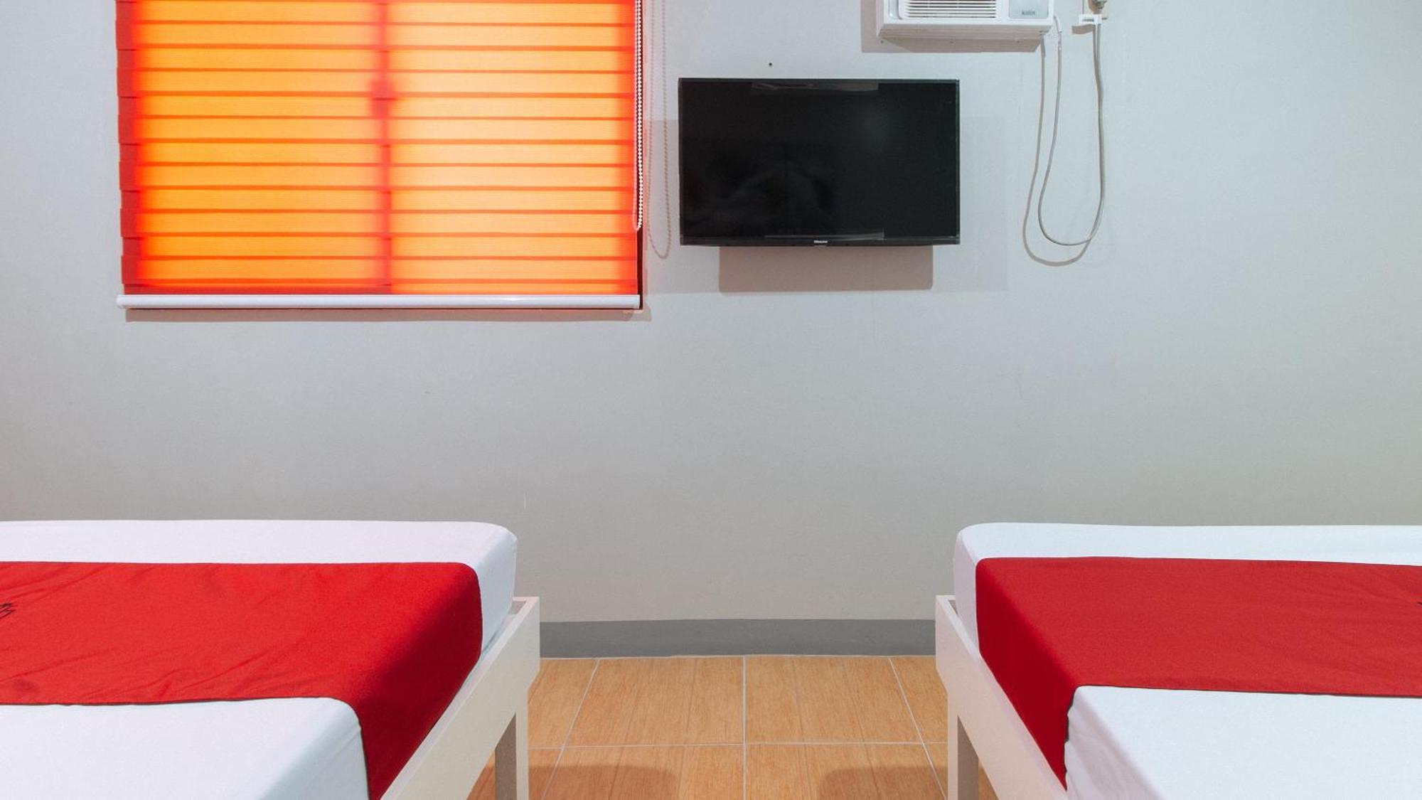 Reddoorz Near Christ The King Medical Center Ξενοδοχείο Las Piñas Εξωτερικό φωτογραφία