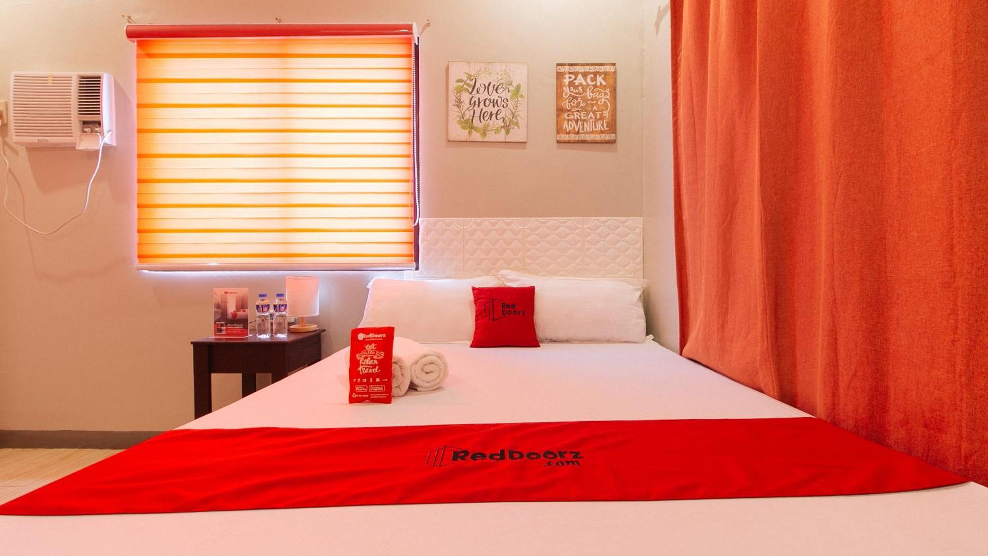 Reddoorz Near Christ The King Medical Center Ξενοδοχείο Las Piñas Εξωτερικό φωτογραφία