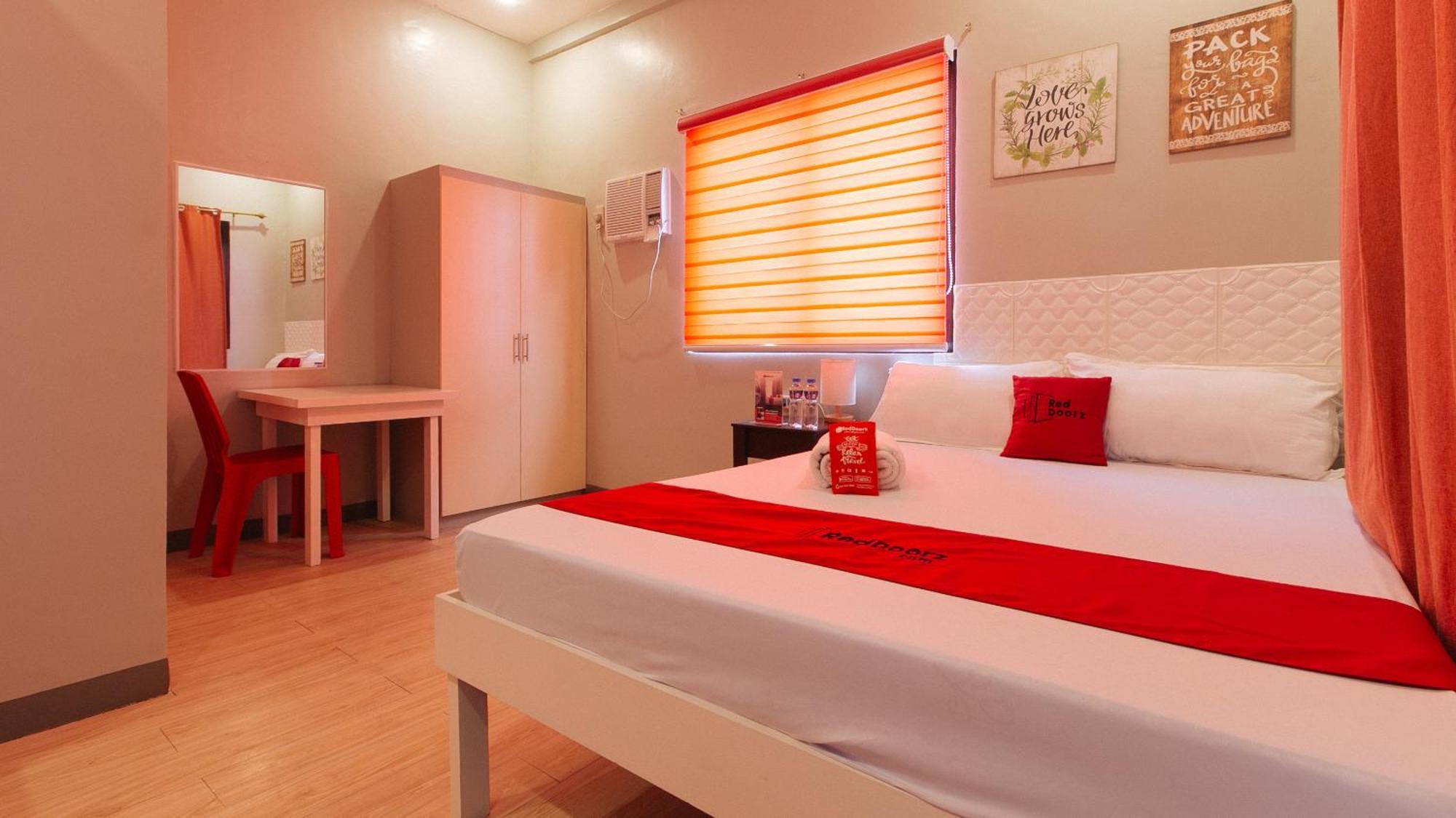 Reddoorz Near Christ The King Medical Center Ξενοδοχείο Las Piñas Εξωτερικό φωτογραφία