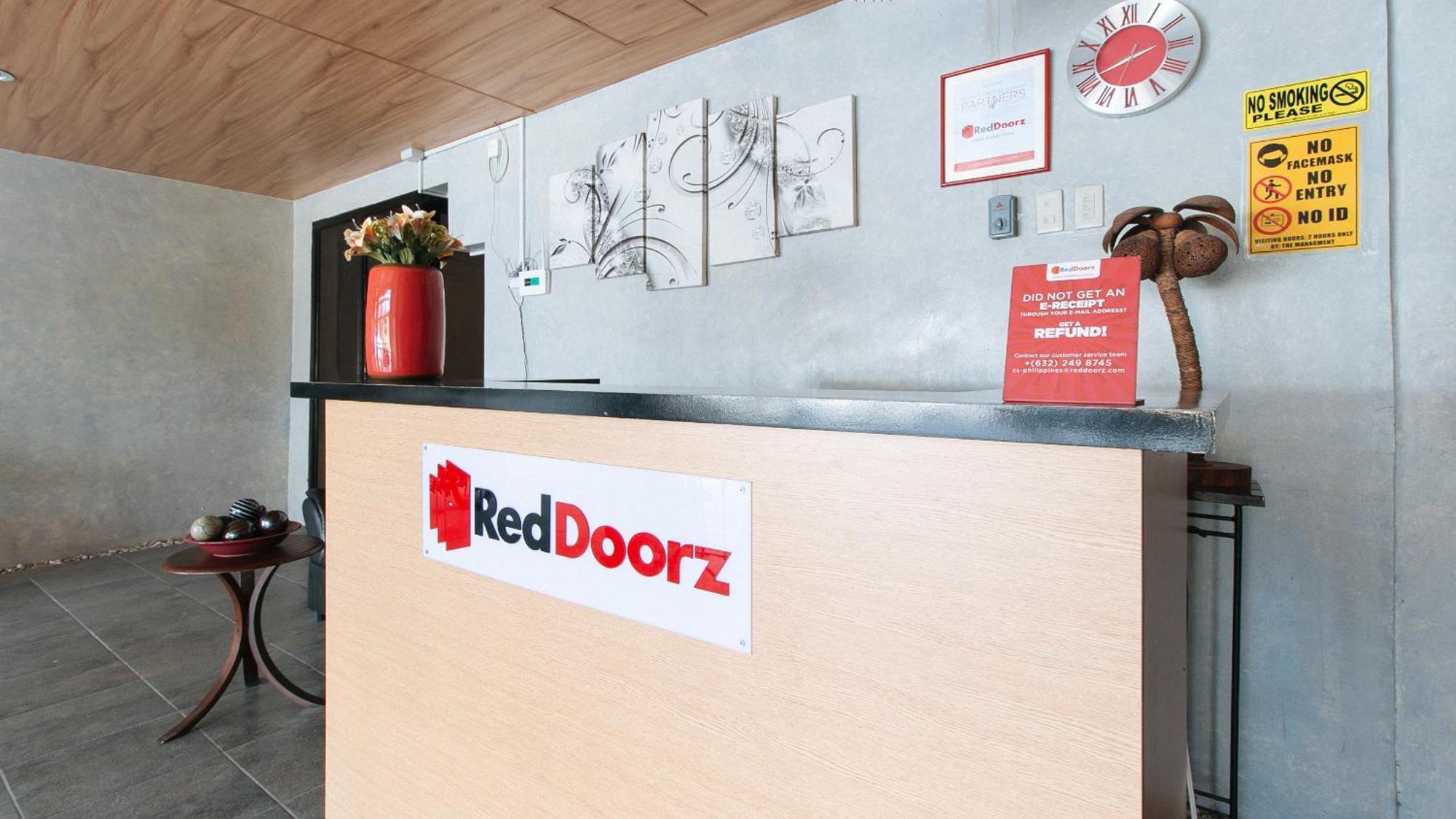Reddoorz Near Christ The King Medical Center Ξενοδοχείο Las Piñas Εξωτερικό φωτογραφία